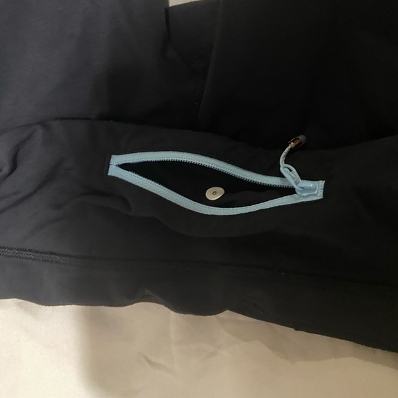 Lululemon Run The World 7/8 Tight - Picture 12 of 14